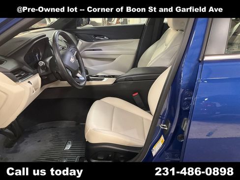 Used 2024 Cadillac CT4 Luxury w/ Cold Weather Package AWD/4WD image 14