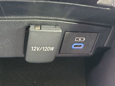 Used 2022 Toyota Corolla LE image 27