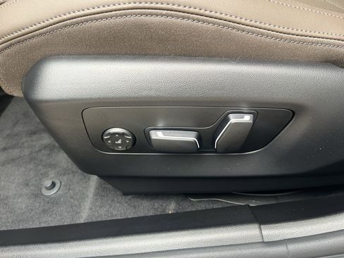 Used 2026 BMW 530i w/ M Sport Package image 15