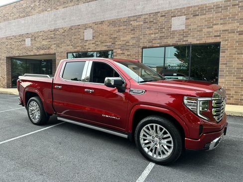 Used 2022 GMC Sierra 1500 Denali w/ Denali Reserve Package AWD/4WD image 45