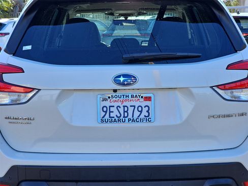 Certified 2023 Subaru Forester Limited image 16