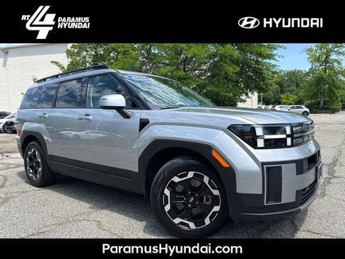 Used 2025 Hyundai Santa Fe SEL AWD/4WD image 1