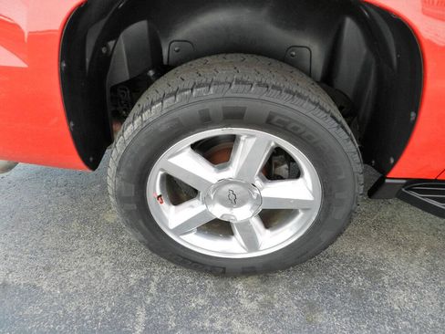 Used 2011 Chevrolet Avalanche LS w/ Regional Value Package image 21