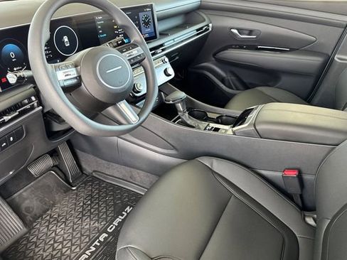 New 2025 Hyundai Santa Cruz SEL image 10