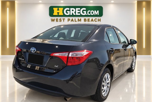 Used 2018 Toyota Corolla LE FWD image 6