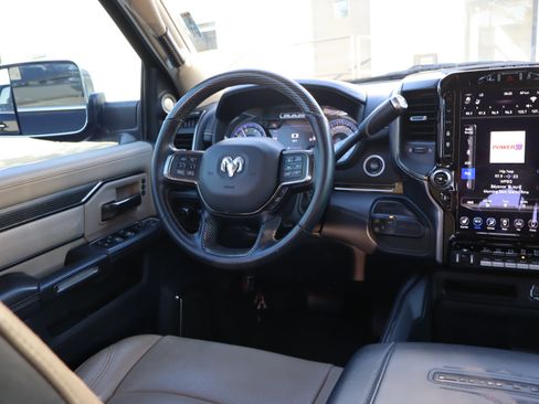 Used 2021 RAM 2500 Limited AWD/4WD image 17