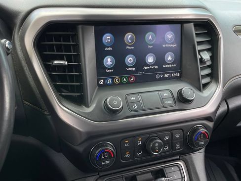 Used 2022 GMC Acadia AT4 w/ Technology Package AWD/4WD image 17