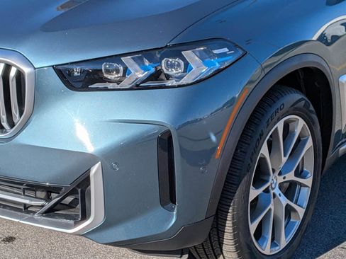 Used 2025 BMW X5 xDrive40i w/ Climate Comfort Package image 9