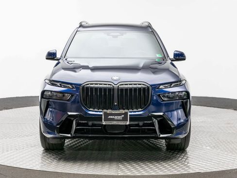 Used 2023 BMW X7 xDrive40i w/ Executive Package image 6