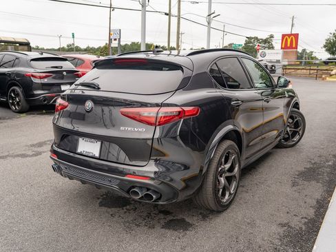 Used 2022 Alfa Romeo Stelvio Quadrifoglio w/ Active Assist Plus Package AWD/4WD image 10