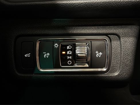 Used 2023 Lincoln Corsair Reserve w/ Equipment Group 201A AWD/4WD image 20