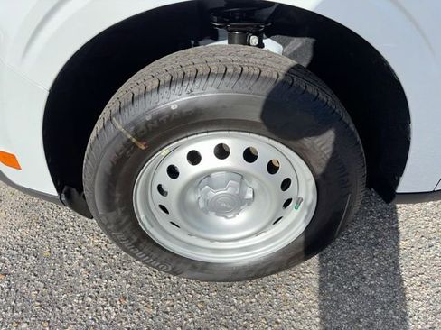 New 2025 Ford Maverick XL w/ Equipment Group 102A image 9