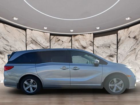 Used 2018 Honda Odyssey EX-L image 4