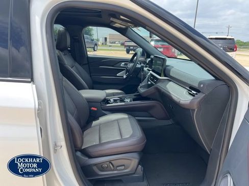 New 2026 Ford Explorer Platinum RWD image 21