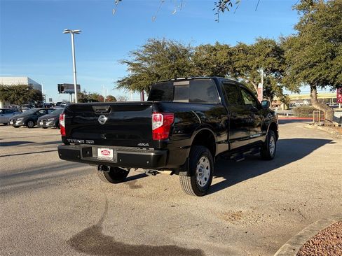 Used 2021 Nissan Titan S w/ HD Front GAWR Package image 5