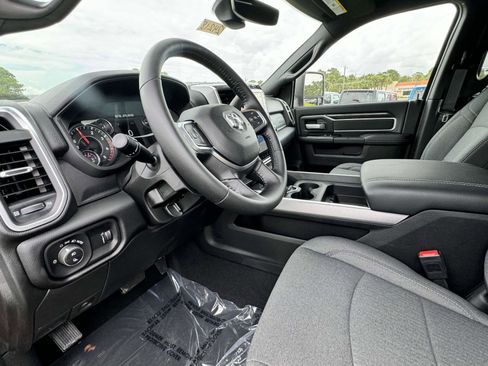 New 2024 RAM 2500 Big Horn w/ Sport Appearance Package image 17