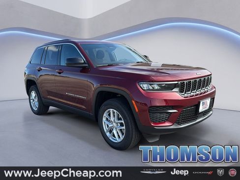 New 2025 Jeep Grand Cherokee Laredo X image 1