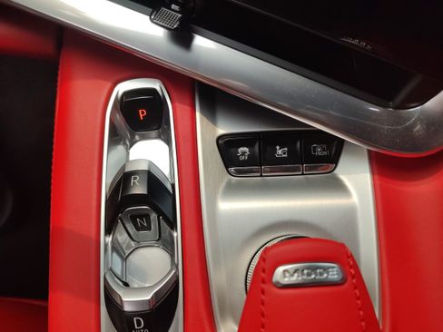 Used 2024 Chevrolet Corvette Stingray Premium Conv RWD image 13