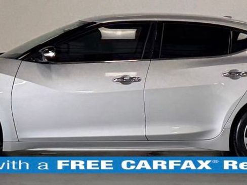 Used 2017 Nissan Maxima 3.5 SV FWD image 2
