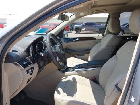 Used 2015 Mercedes-Benz GL 450 4MATIC image 15