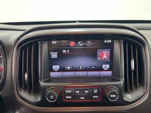 Used 2015 GMC Canyon SLE w/ All-Terrain Package image 12