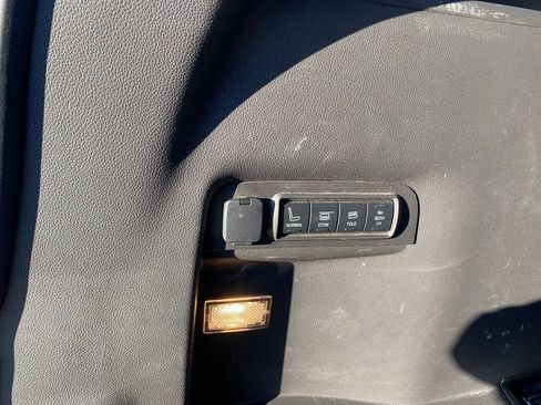 Used 2015 Ford Explorer Limited w/ Equipment Group 302A FWD image 34