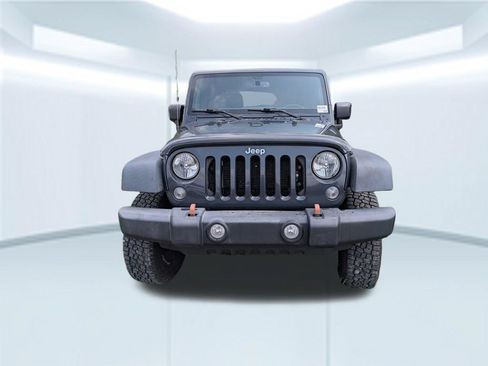 Used 2017 Jeep Wrangler Unlimited Sport w/ Quick Order Package 24S AWD/4WD image 3
