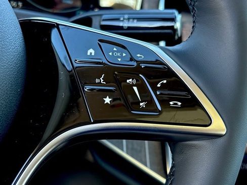 New 2026 Mercedes-Benz E 350 4MATIC Sedan image 19