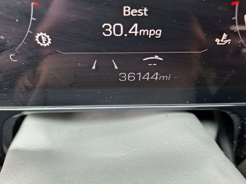 Used 2025 GMC Yukon XL Denali image 20