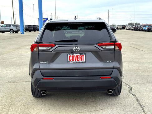 Used 2020 Toyota RAV4 XLE w/ Convenience Package image 7