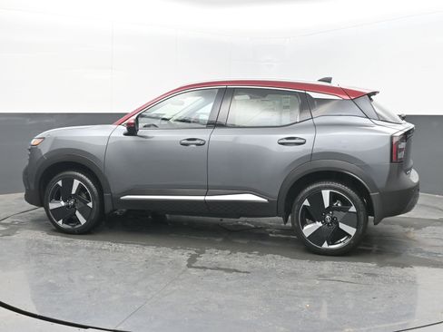 New 2026 Nissan Kicks SR w/ SR Premium Package FWD image 5
