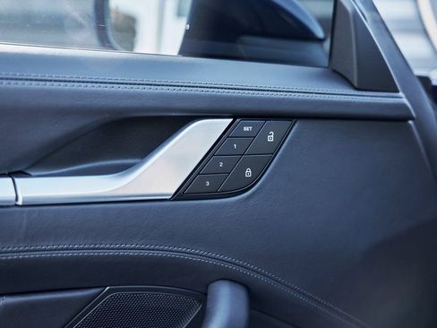 Used 2024 Porsche 911 Turbo image 30