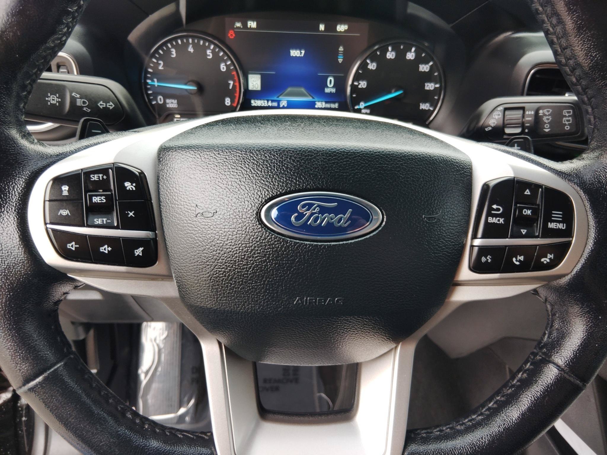 Used 2021 Ford Explorer XLT w/ Equipment Group 202A AWD/4WD image 15