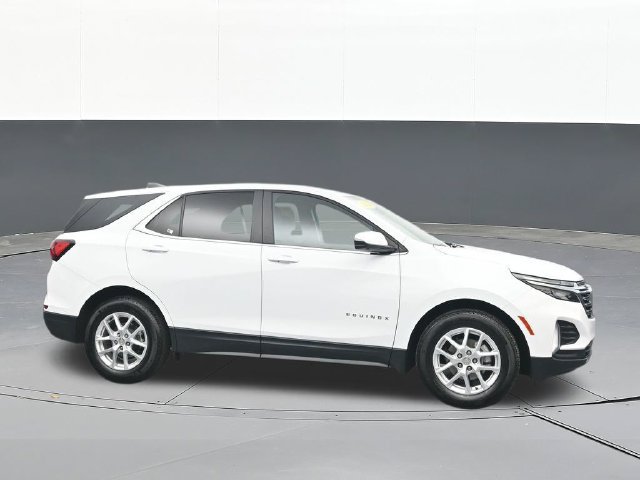 Used 2024 Chevrolet Equinox LT FWD image 17