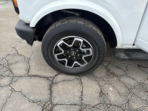 Used 2022 Ford Bronco Outer Banks image 30