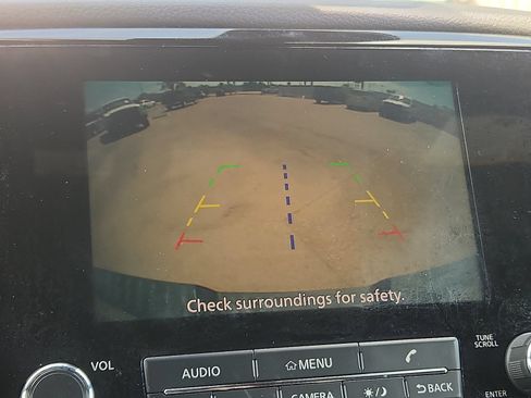 Used 2023 Nissan Titan SV w/ SV Convenience Package AWD/4WD image 13