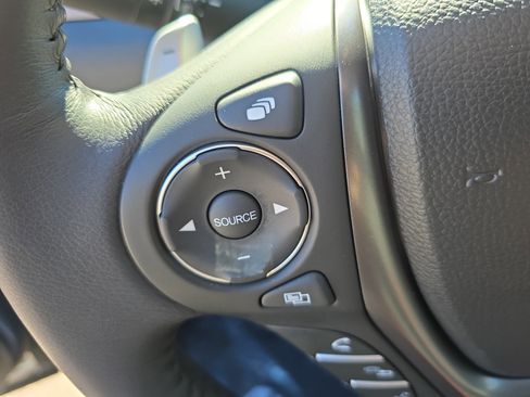 Used 2023 Honda Ridgeline RTL image 19