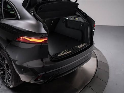 New 2026 Jaguar F-PACE R-Dynamic S AWD/4WD image 32