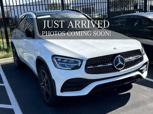 Used 2022 Mercedes-Benz GLC 300 4MATIC image 1