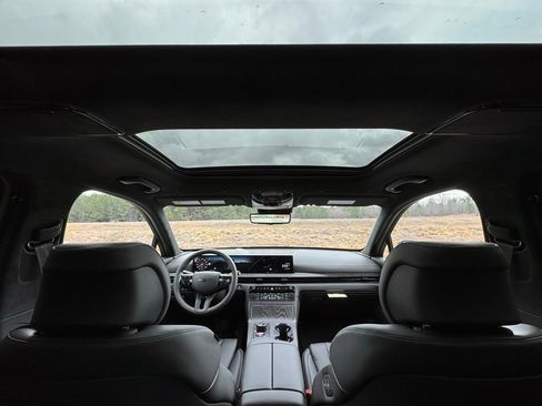 New 2026 Genesis GV80 3.5T Prestige image 3