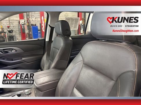 Used 2021 Chevrolet Traverse Premier w/ Redline Edition image 23