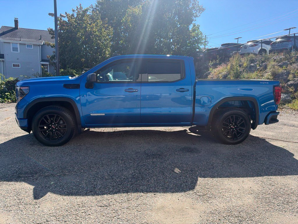 Used 2024 GMC Sierra 1500 Elevation AWD/4WD image 3