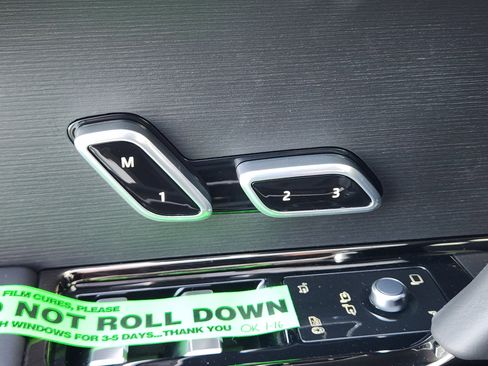 New 2026 Land Rover Range Rover Sport Dynamic SE image 23