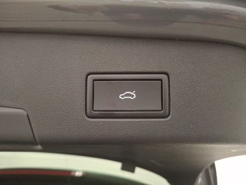 Used 2023 Volkswagen ID.4 Pro S Plus image 29