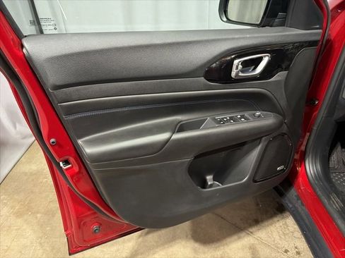 New 2026 Jeep Compass Latitude w/ Quick Order Package 29K image 9