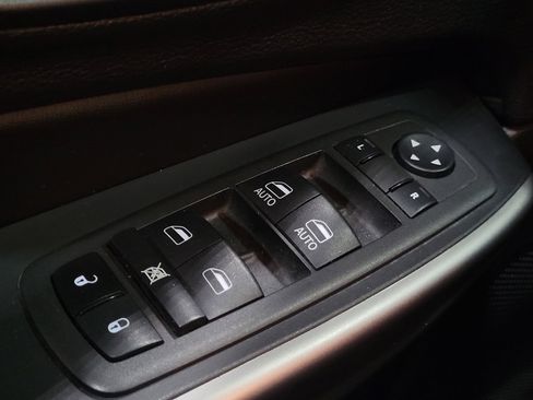 Used 2022 Jeep Cherokee Latitude Lux AWD/4WD image 27