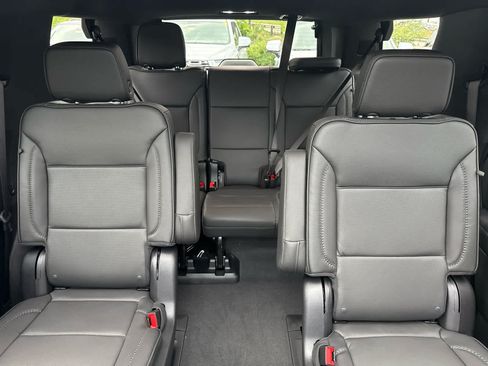 New 2026 GMC Yukon Denali w/ Sun & Power Step Package AWD/4WD image 21
