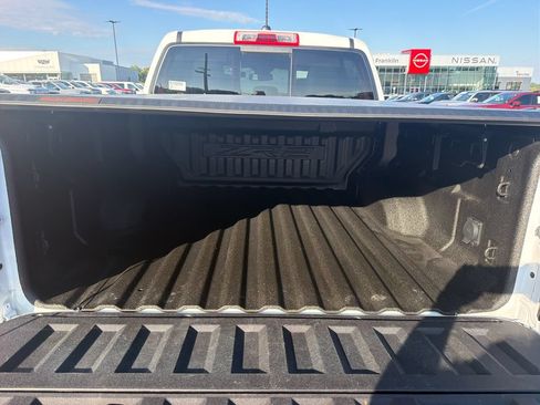Used 2024 Chevrolet Colorado ZR2 w/ ZR2 Convenience Package III AWD/4WD image 9