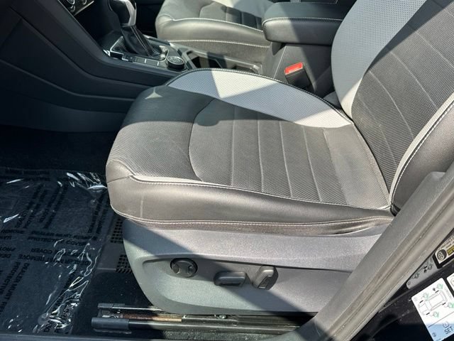 Certified 2022 Volkswagen Taos SEL AWD/4WD image 25