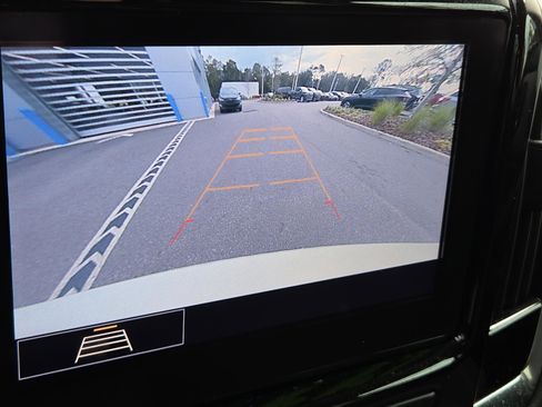 Certified 2021 Chevrolet Traverse LT image 21